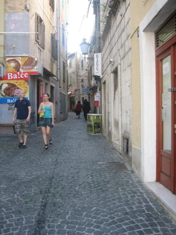 Split Central Guesthouse Pensionat 3*